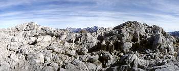 "Pri o�tariji" sredi kra�kih podov V La�tah pod Krnom